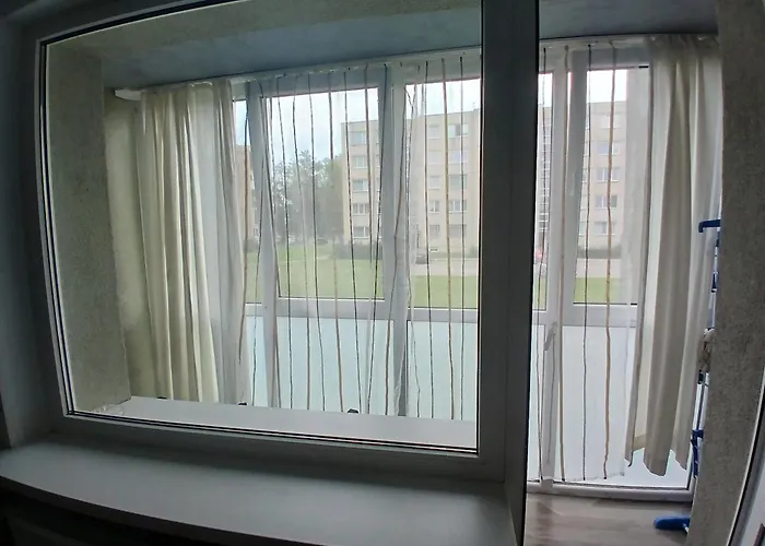 Spacious Ground Floor Apartment Aurora